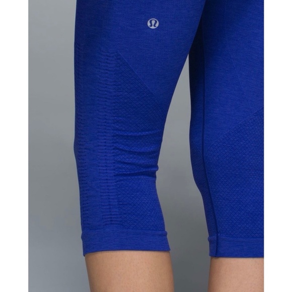 Lululemon In The Flow Ruched Crop Leggings - Picture 2 of 12